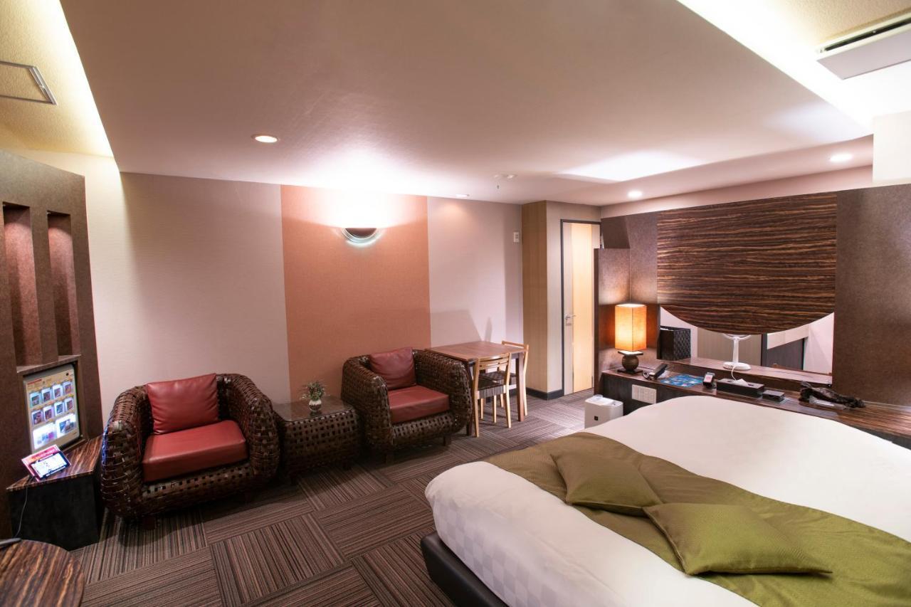 Hotel Apricot (Adults Only) Hiroshima Eksteriør billede